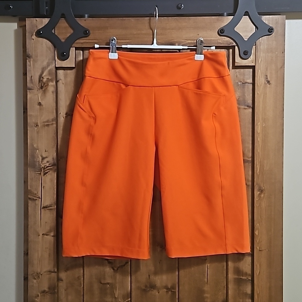 Tail Flamenco Orange 11" Golf Shorts Size 6 NWOT